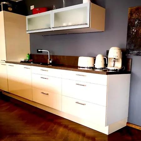 Studio/loft In *