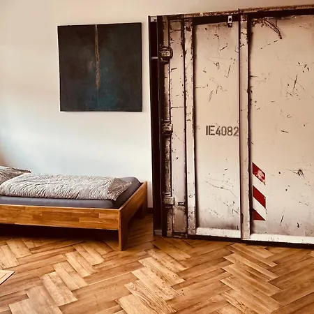 Studio/loft In * エーベルスヴァルデ・フィノー